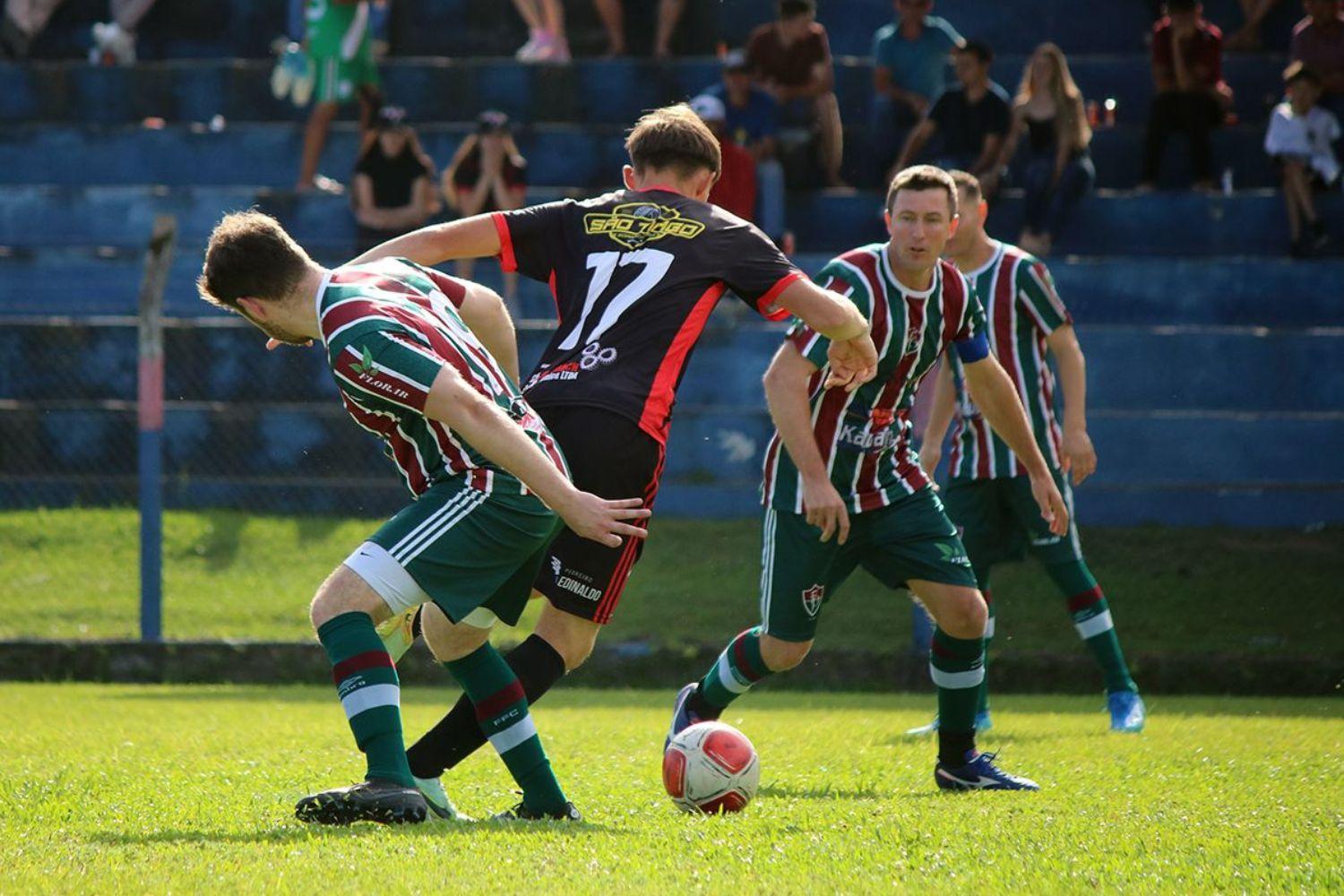 Municipal de Futebol 2025 começa neste sábado com seis grandes duelos